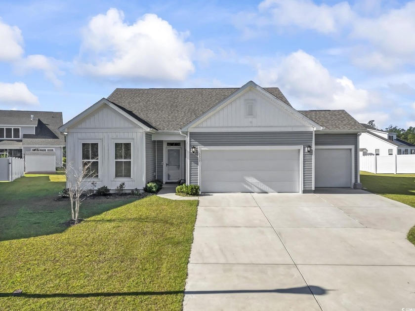 Welcome to 5037 Sassari Street - a stunning 4-bedroom, 2 - Beach Home for sale in Myrtle Beach, South Carolina on Beachhouse.com