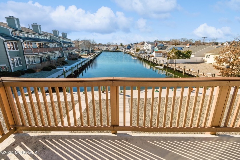 THIS FABULOUS UPDATED 3 BEDROOM,2 FULL BATH CONDO WITH GREAT - Beach Condo for sale in Point Pleasant, New Jersey on Beachhouse.com