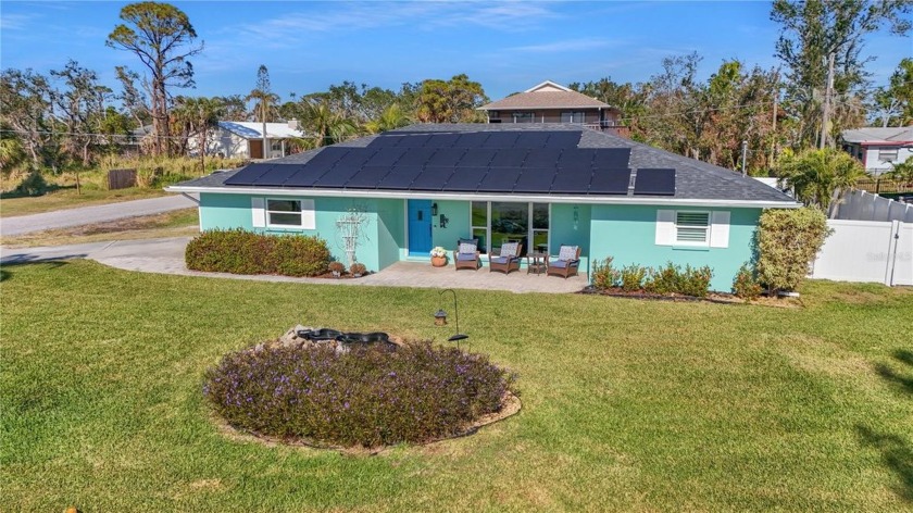 Come see this beautifully updated pool home in the sought-after - Beach Home for sale in Venice, Florida on Beachhouse.com