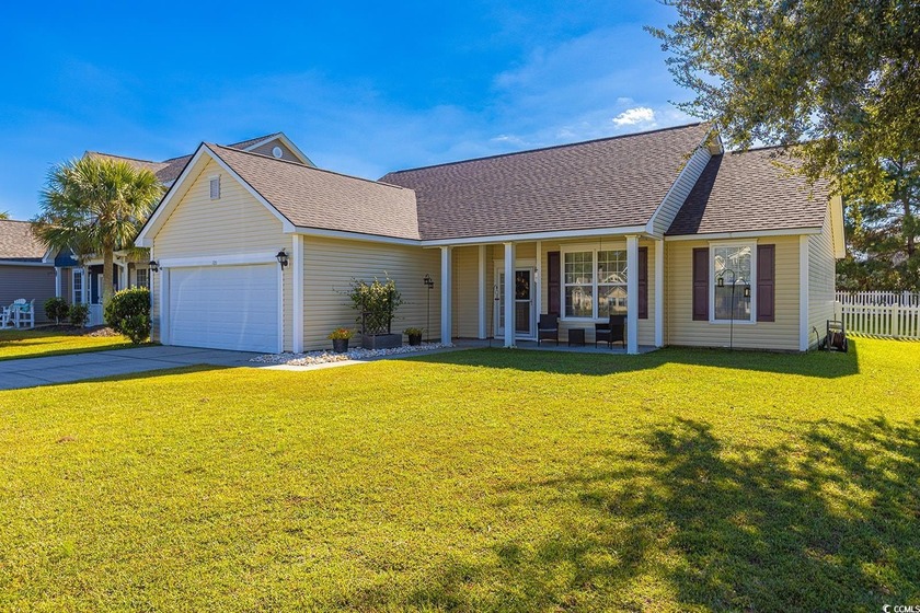 Welcome to 720 Gazania Ln! This charming 3-bedroom, 2-bathroom - Beach Home for sale in Myrtle Beach, South Carolina on Beachhouse.com