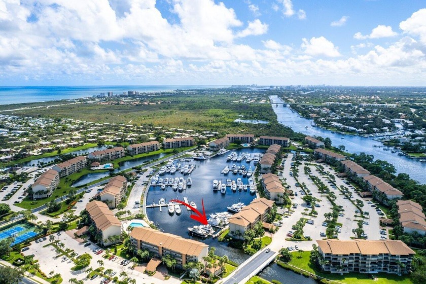 Very Rare slip for sale with floating dock that can accommodate - Beach Lot for sale in Jupiter, Florida on Beachhouse.com