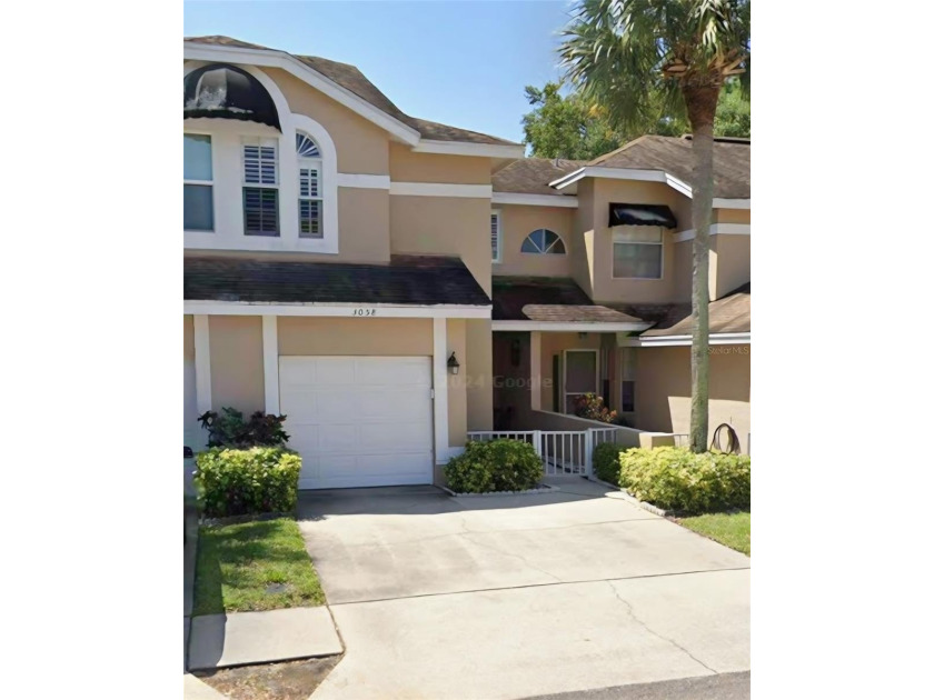 Come see this fully upgraded Townhome in Pinellas County. 1450 - Beach Townhome/Townhouse for sale in Clearwater, Florida on Beachhouse.com