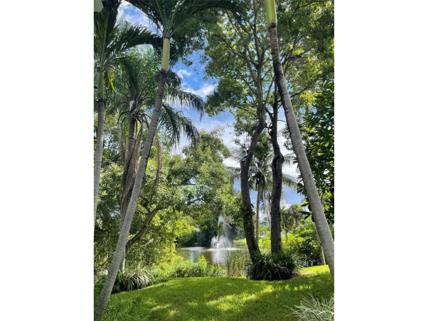 MOTIVATED SELLER! Dockage available no wait! Rent immediately - Beach Condo for sale in Fort Lauderdale, Florida on Beachhouse.com