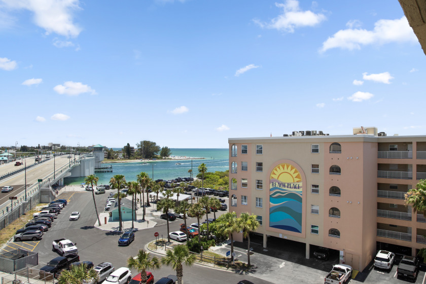 Beachfront Complex - 2b 2b - Beach Place - Beach Vacation Rentals in Madeira Beach, Florida on Beachhouse.com