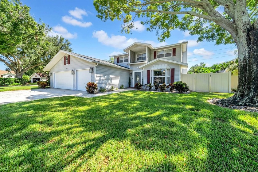 Welcome to this stunning 3 bedroom, 2.5 bathroom POOL HOME with - Beach Home for sale in St. Petersburg, Florida on Beachhouse.com