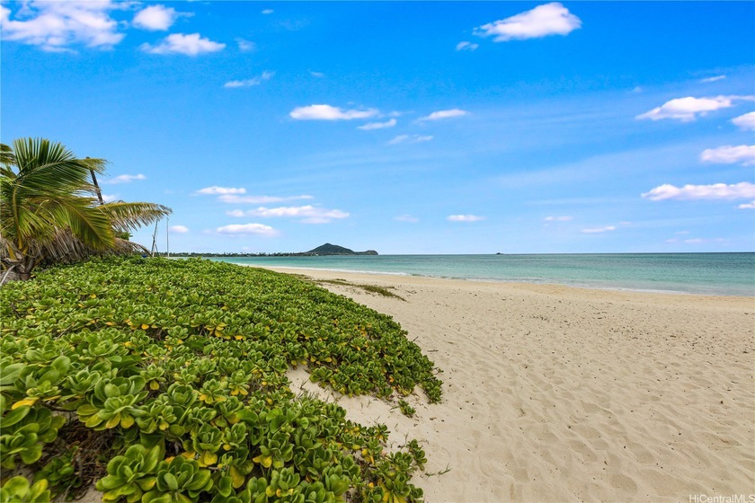 Island Living at its best - Just One Block from Kailua Beach on - Beach Home for sale in Kailua, Hawaii on Beachhouse.com