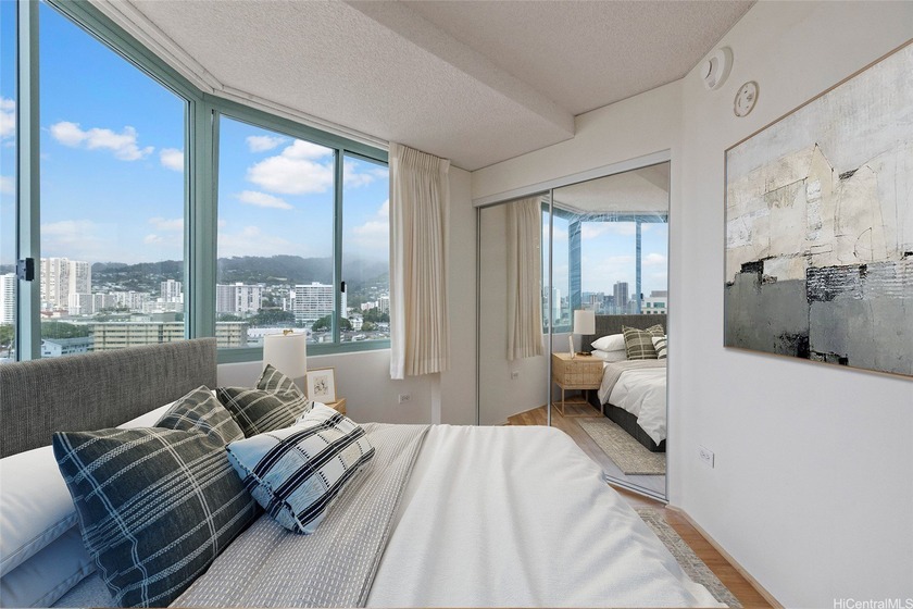 ONE KALAKAUA SENIOR LIVING - Fee Simple- On High floor, large 2 - Beach Condo for sale in Honolulu, Hawaii on Beachhouse.com