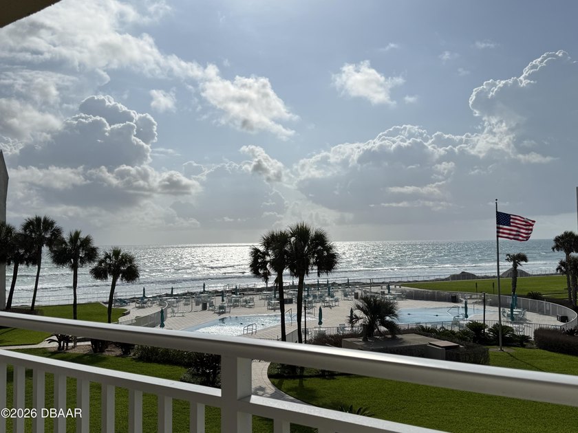 Well-maintained 2Bd, 2Ba condo home in a oceanfront complex in - Beach Condo for sale in New Smyrna Beach, Florida on Beachhouse.com