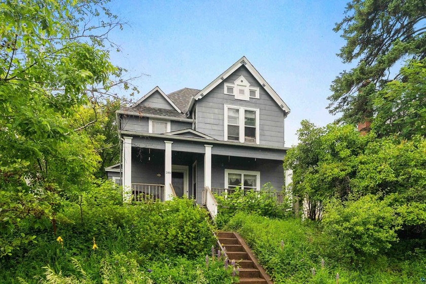 Great opportunity to build equity with this classic Congdon - Beach Home for sale in Duluth, Minnesota on Beachhouse.com