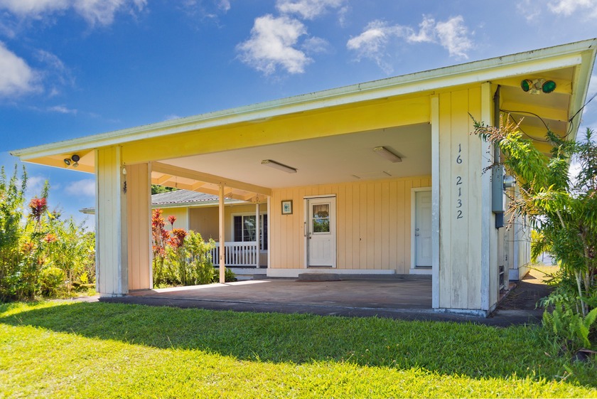 Welcome to this charming 3-bedroom, 2-bath home in Ainaloa - Beach Home for sale in Pahoa, Hawaii on Beachhouse.com