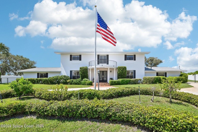 Welcome to your waterfront sanctuary in south Cocoa Beach, where - Beach Home for sale in Cocoa Beach, Florida on Beachhouse.com