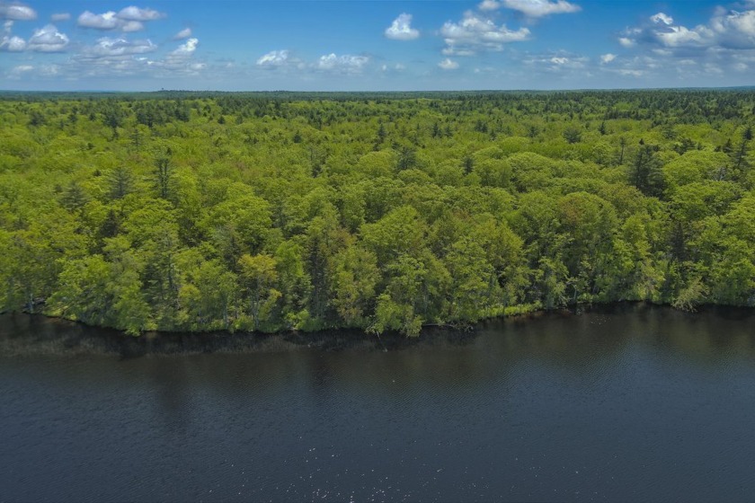 SEQUESTERED SOLITUDE, 400 FEET OF FRESH WATER FRONTAGE ON A - Beach Acreage for sale in Waldoboro, Maine on Beachhouse.com