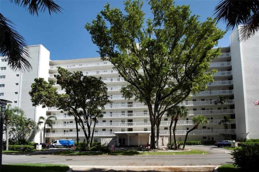 2555 NE 11th St 902 - Beach Condo for sale in Fort Lauderdale, Florida on Beachhouse.com