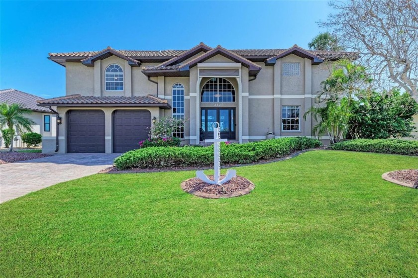 WONDERFUL WATERFRONT POOL HOME AT A REMARKABLE PRICE located in - Beach Home for sale in Punta Gorda, Florida on Beachhouse.com