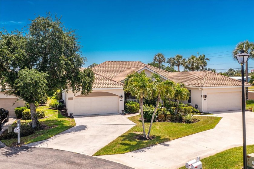Impressive **FURNISHED** attached villa located at desirable - Beach Home for sale in Fort Myers, Florida on Beachhouse.com