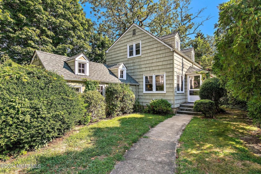 Here is your chance to live on the lake for under 800,000. This - Beach Home for sale in Asbury Park, New Jersey on Beachhouse.com