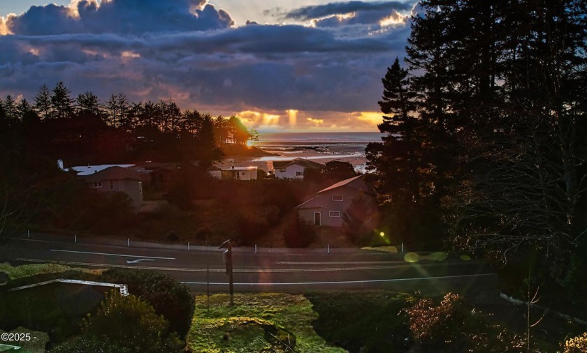 Perfect cottage lot for your Yachats get away retreat. Located - Beach Lot for sale in Yachats, Oregon on Beachhouse.com