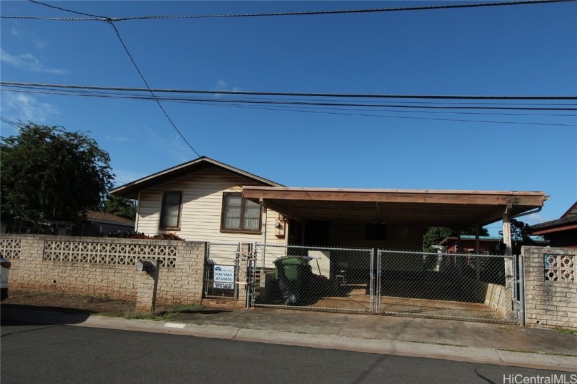 Update, Rebuild or Expand...property offers opportunities - Beach Home for sale in Ewa Beach, Hawaii on Beachhouse.com