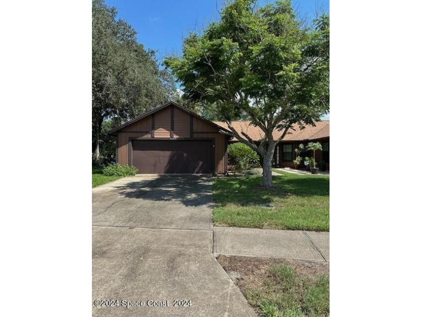 Hidden gem fixer upper! Calling all investors, or home buyers - Beach Home for sale in Rockledge, Florida on Beachhouse.com