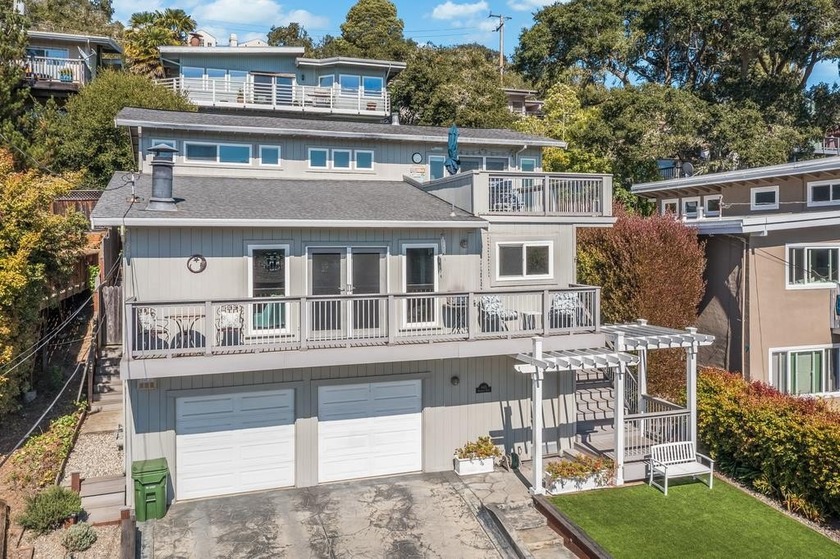 Beautifully maintained and topped with a new roof, this Aptos - Beach Home for sale in Aptos, California on Beachhouse.com