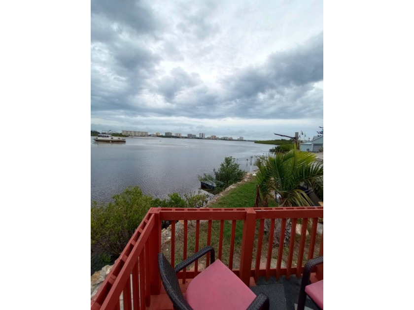 One of the largest double wide's on the Island with 2 bedrooms - Beach Home for sale in Port Orange, Florida on Beachhouse.com