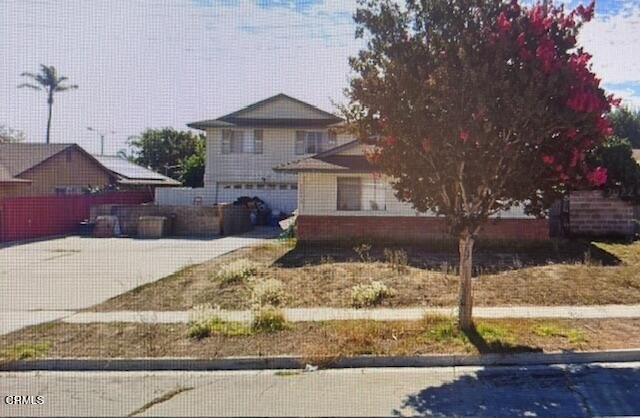 Settled in a sought-after neighborhood in East Ventura, this - Beach Home for sale in Ventura, California on Beachhouse.com