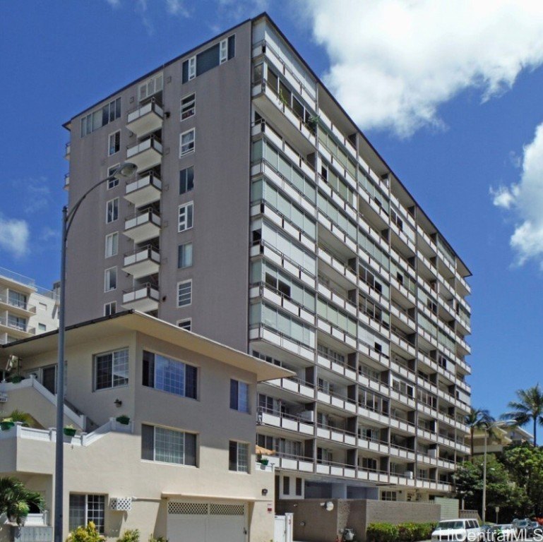 Welcome to your charming one-bedroom condo in the desirable - Beach Condo for sale in Honolulu, Hawaii on Beachhouse.com