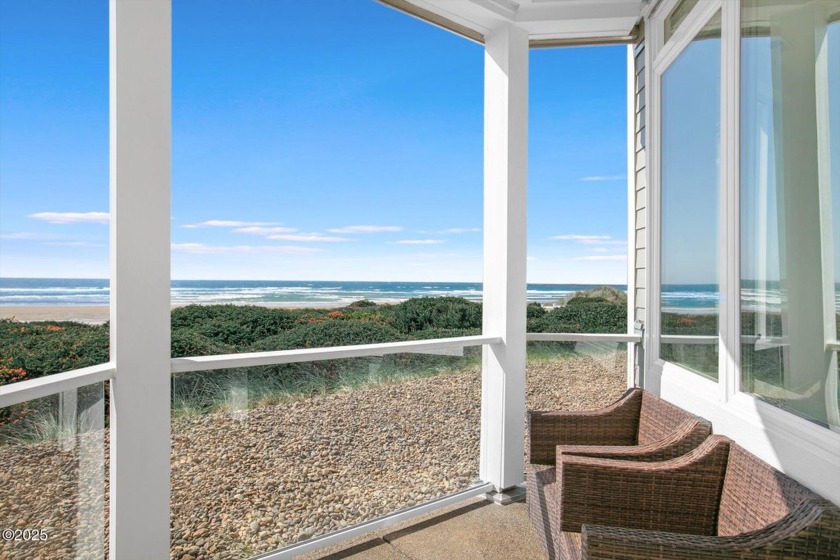 Enjoy breathtaking ocean views from this beautifully updated end - Beach Condo for sale in South Beach, Oregon on Beachhouse.com