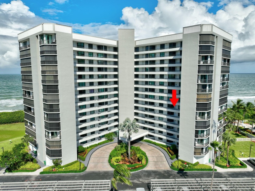 Wake up to sunrise over the blue ocean water at the sought after - Beach Condo for sale in Jensen Beach, Florida on Beachhouse.com