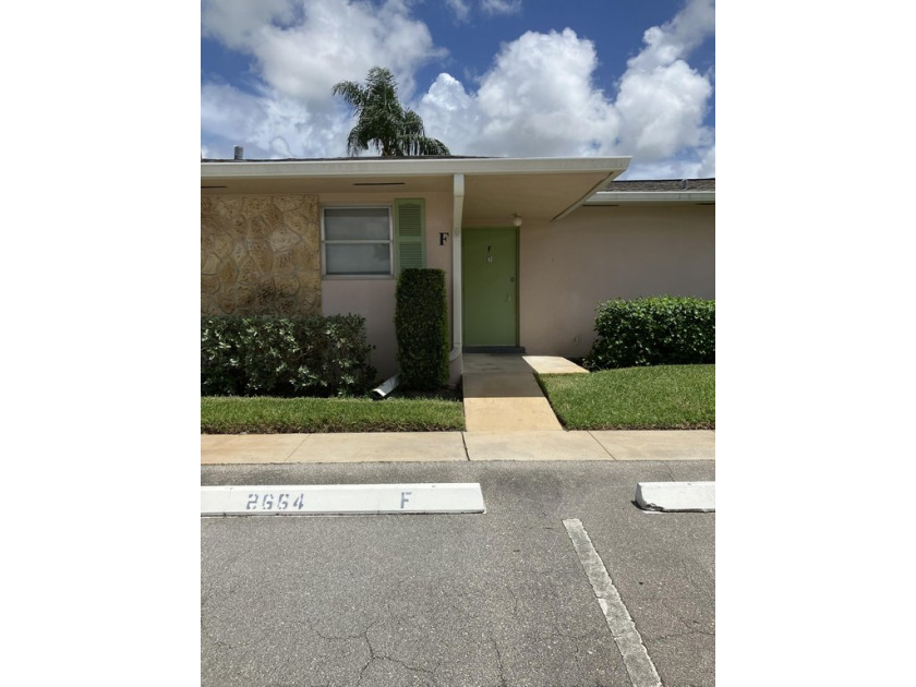 New electrical box, new floors, new paint, new tub & surrounding - Beach Home for sale in West Palm Beach, Florida on Beachhouse.com