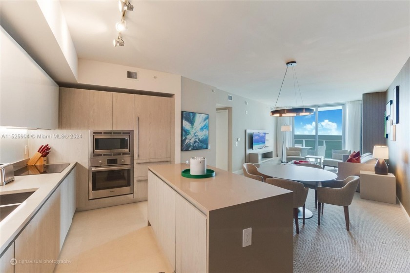 The absolute, VERY best line at the Hyde, meticulously cared for - Beach Condo for sale in Hollywood, Florida on Beachhouse.com