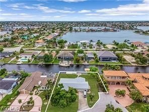 BRING YOUR BIG BOATS! OVER 100FT OF SHORELINE! BUILD YOUR DREAM - Beach Home for sale in Cape Coral, Florida on Beachhouse.com