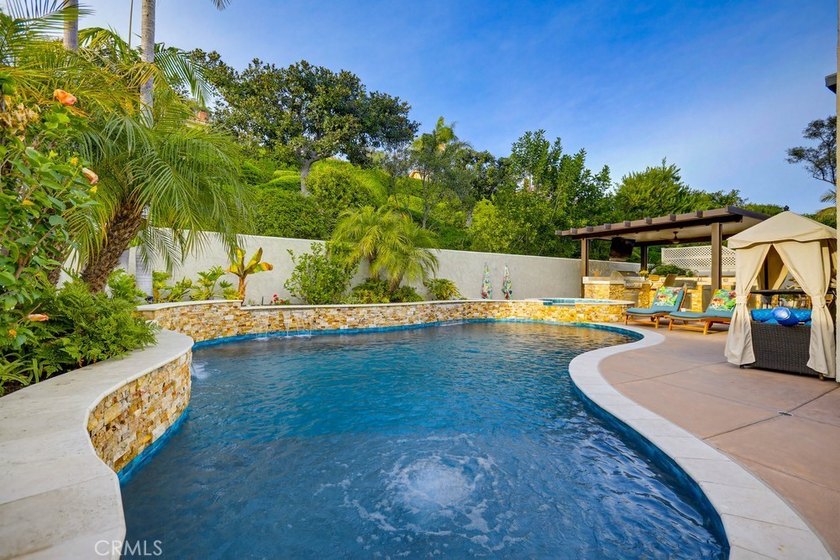 YOUR PRIVATE SANCTUARY AWAITS! Tucked into a tranquil cul-de-sac - Beach Home for sale in Mission Viejo, California on Beachhouse.com