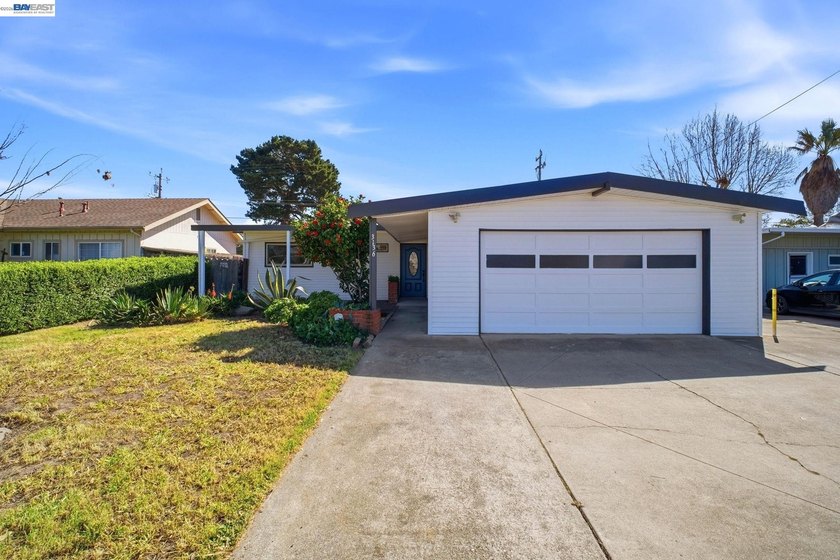 Welcome to this beautifully updated single-family home in a - Beach Home for sale in Fremont, California on Beachhouse.com
