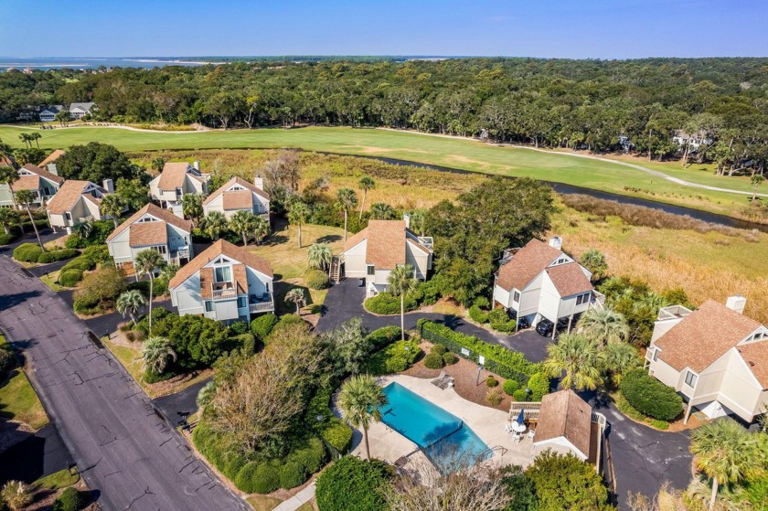 This Sealoft Villa is perfection!  It is one of the rare - Beach Home for sale in Seabrook Island, South Carolina on Beachhouse.com