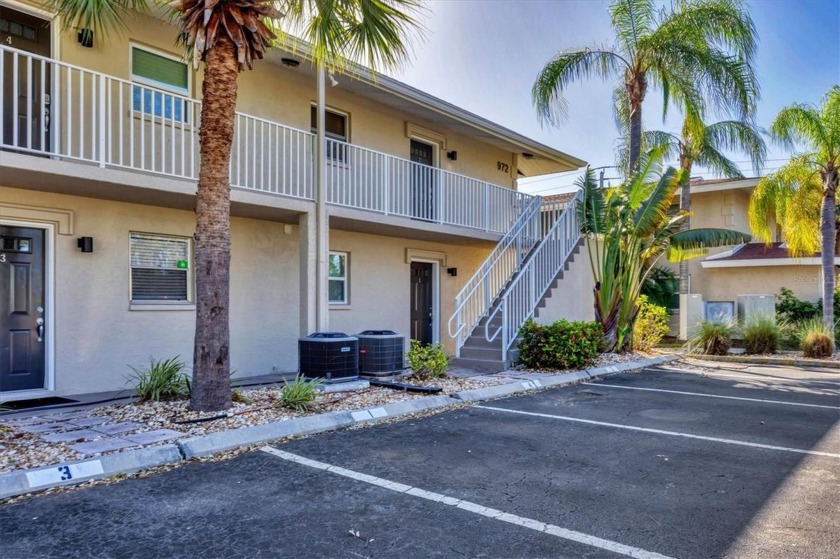 972 La Costa Circle Unit #2 is a hidden gem in the heart of - Beach Condo for sale in Sarasota, Florida on Beachhouse.com