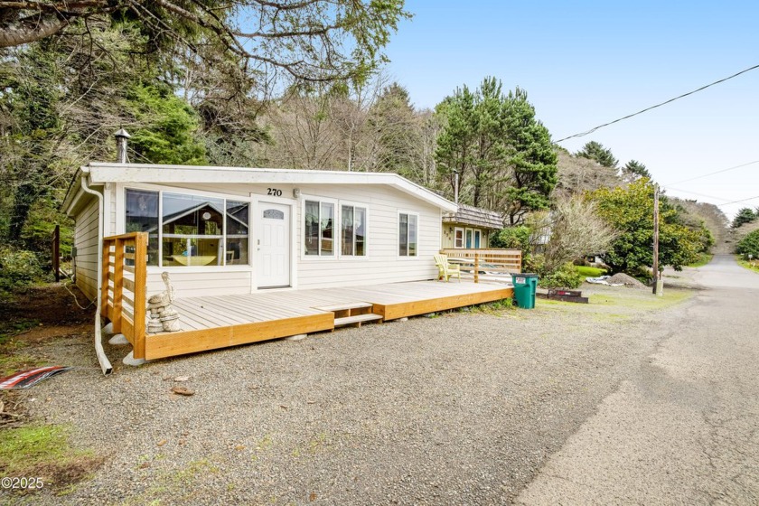 This Cozy Beach Cabin w/ vaulted beam ceilings has everything - Beach Home for sale in Rockaway Beach, Oregon on Beachhouse.com