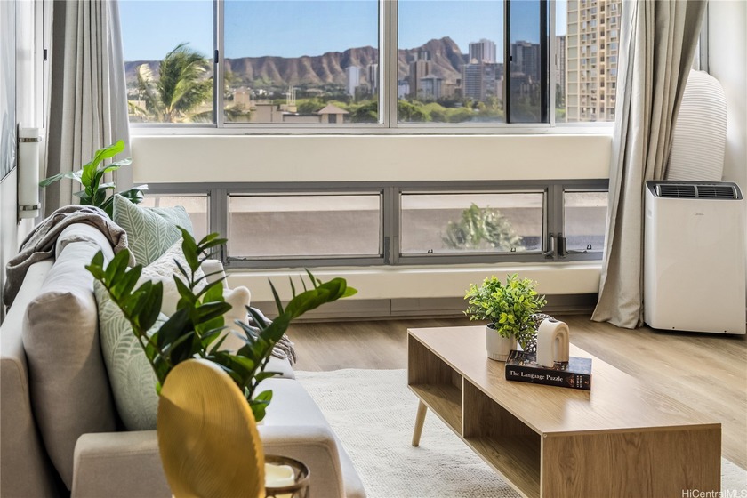 Stunning 2-bedroom, 2 & 1/2 bath home with extended lanai and - Beach Condo for sale in Honolulu, Hawaii on Beachhouse.com