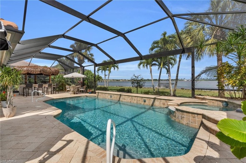 IMMEDIATE GOLF MEMBERSHIP! Escape to tropical serenity in the - Beach Home for sale in Naples, Florida on Beachhouse.com