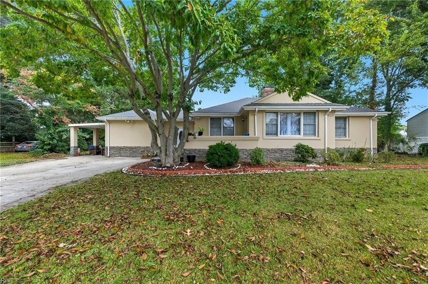 Well-maintained 4-bedroom, 2-bath home offering 1,528 sq. ft. of - Beach Home for sale in Norfolk, Virginia on Beachhouse.com