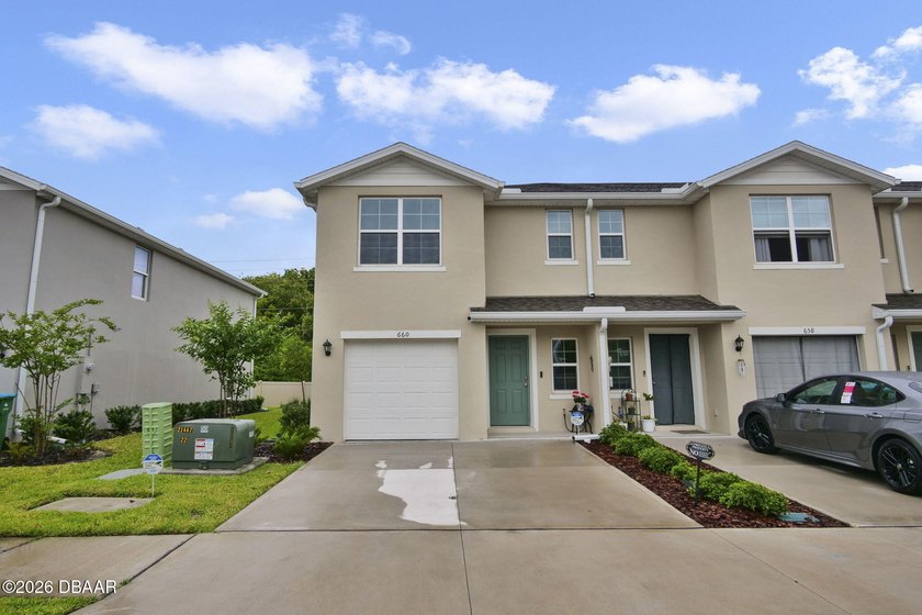 Check out this beautiful 3 bedroom, 2.5-bath townhome built in - Beach Townhome/Townhouse for sale in Holly Hill, Florida on Beachhouse.com