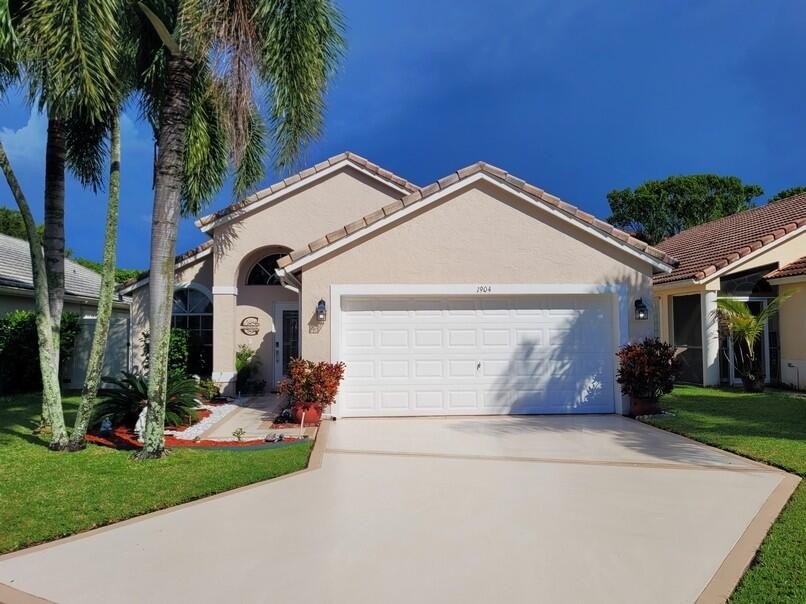 Move-in ready, gorgeous updaded single family home. Rare - Beach Home for sale in Wellington, Florida on Beachhouse.com