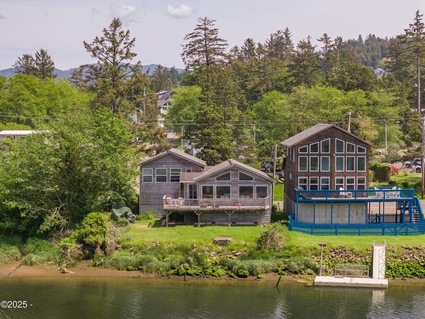 First time on the market! This 3 bed, 3 bath home offers direct - Beach Home for sale in Pacific City, Oregon on Beachhouse.com