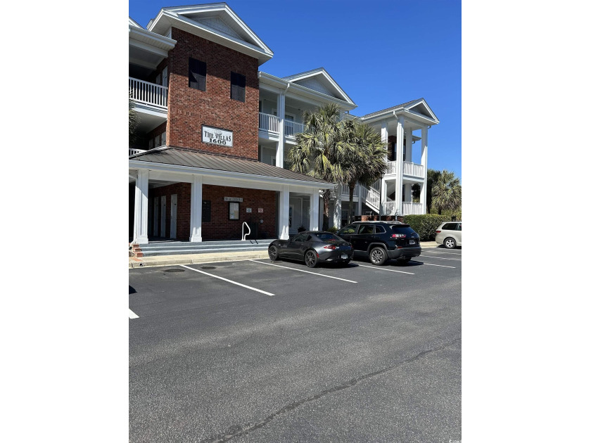 PRICE REDUCED AND SELLER IS MOTIVATED to sell this 3-bedroom - Beach Condo for sale in Murrells Inlet, South Carolina on Beachhouse.com