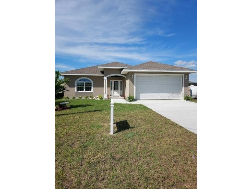 THIS HOUSE IS READY FOR SALE NOW. Pack your bags, beautiful - Beach Home for sale in Rotonda West, Florida on Beachhouse.com