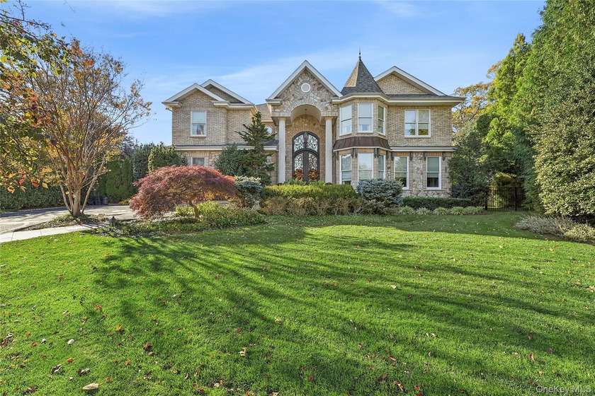 Elegant 5-Bedroom Stately Home with Resort-Style Backyard on the - Beach Home for sale in Oyster Bay, New York on Beachhouse.com