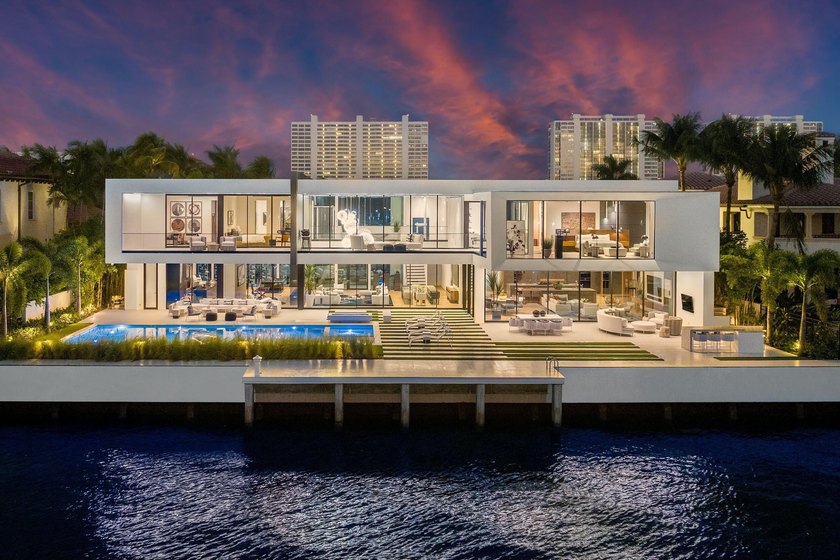 2633 Spanish River Road stands as a true trophy waterfront - Beach Home for sale in Boca Raton, Florida on Beachhouse.com