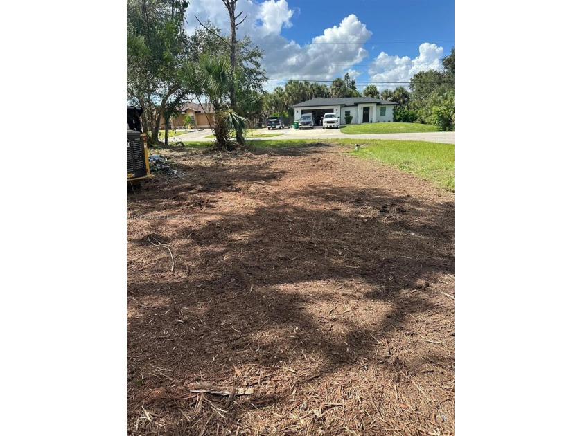Exceptional opportunity to own a residential vacant lot in the - Beach Lot for sale in Port Charlotte, Florida on Beachhouse.com