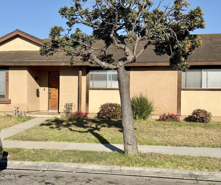 4800 Clover Street is a perfect opportunity for its new owner to - Beach Home for sale in Oxnard, California on Beachhouse.com