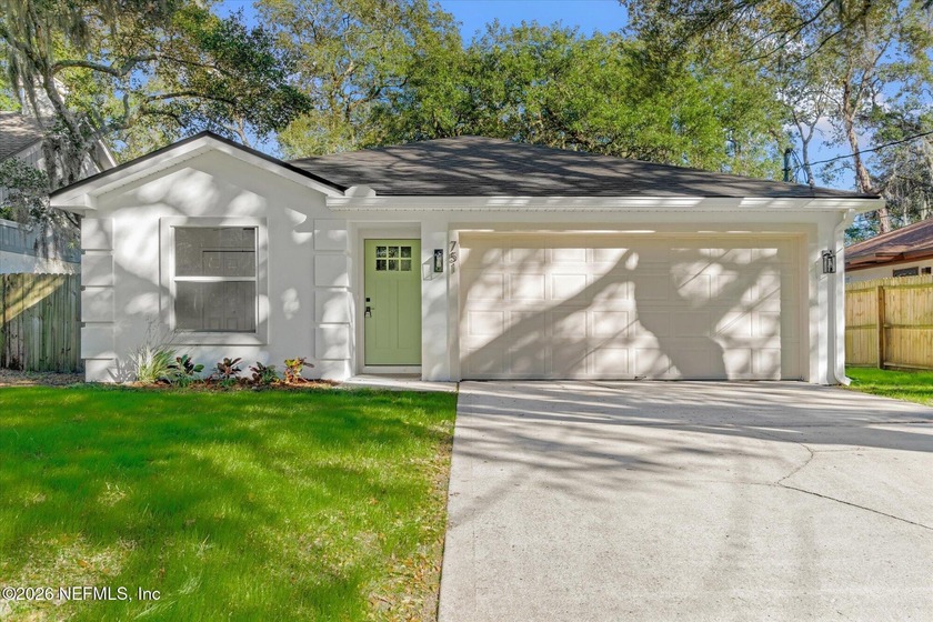 OPEN HOUSE, SUNDAY, 1/25, from 11am-2pm. Enjoy beach living and - Beach Home for sale in Atlantic Beach, Florida on Beachhouse.com